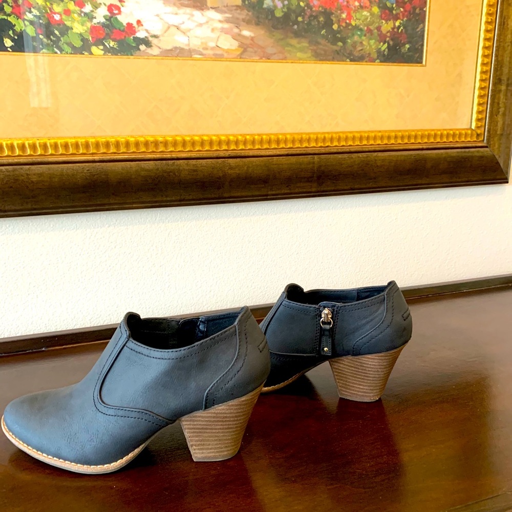 Ankle bootie boots